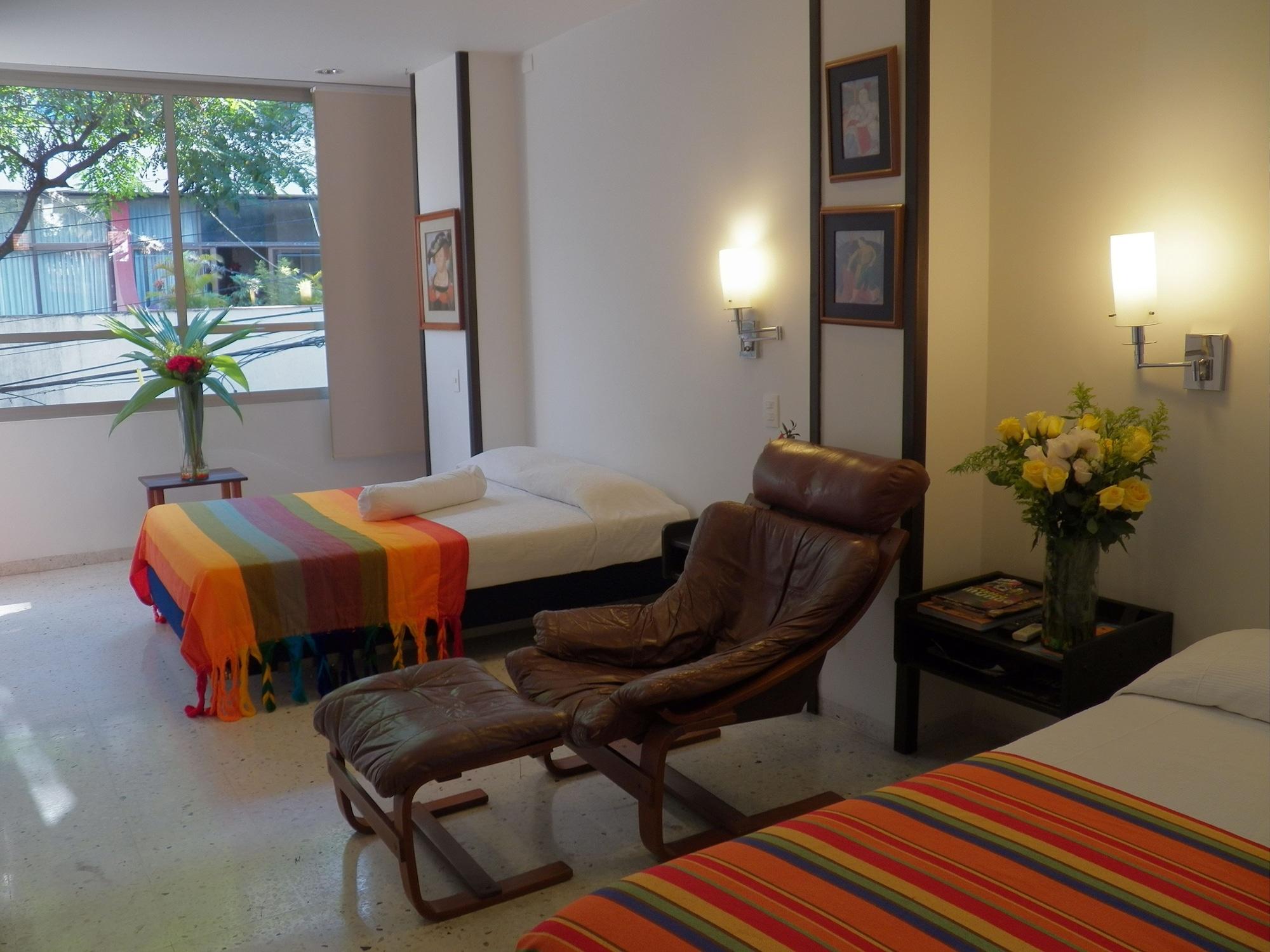 Hotel Casa Santa Monica Norte Cali Bagian luar foto