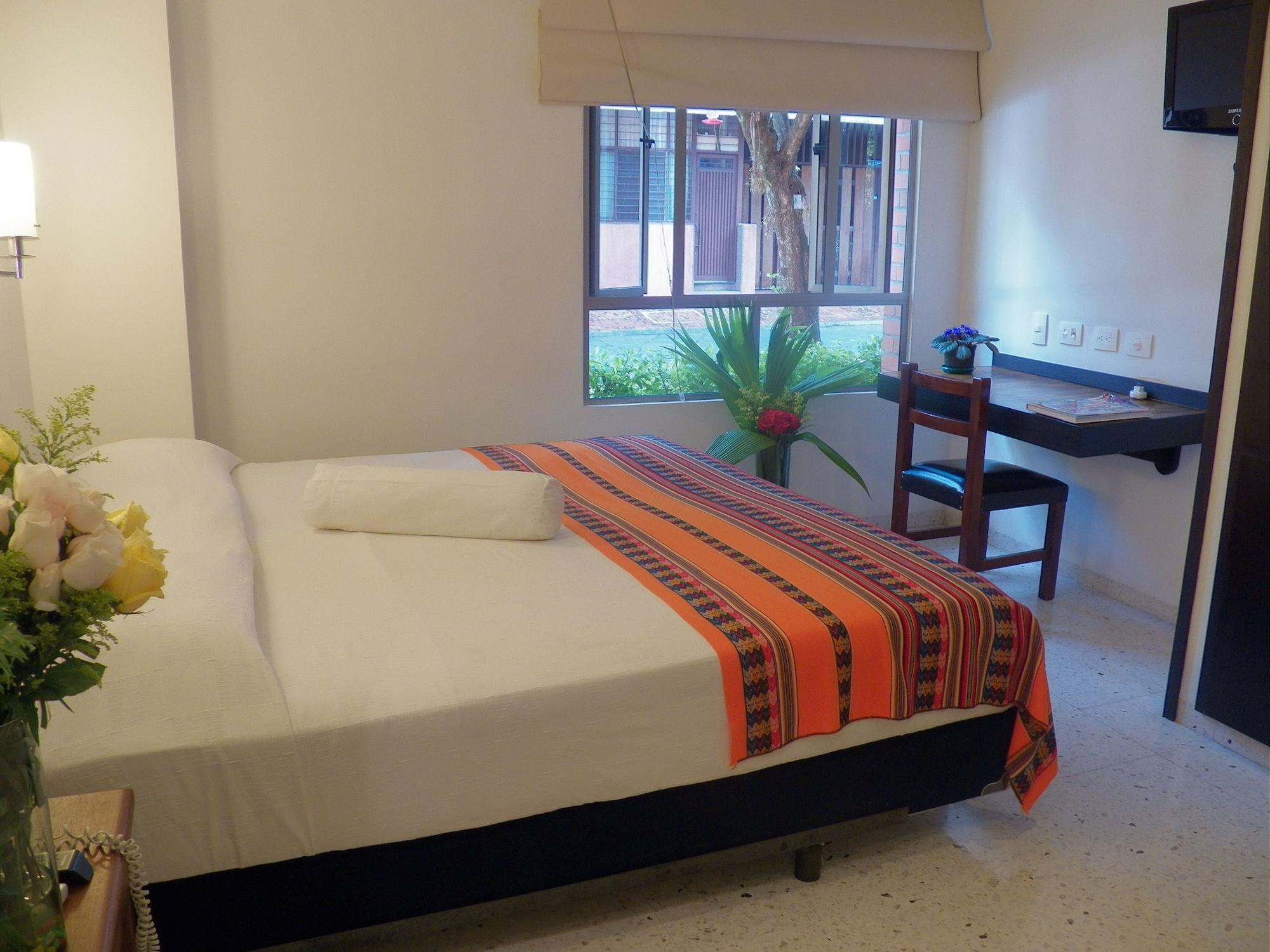 Hotel Casa Santa Monica Norte Cali Bagian luar foto