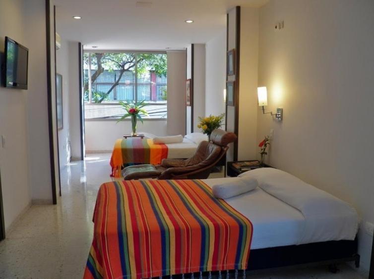 Hotel Casa Santa Monica Norte Cali Bagian luar foto